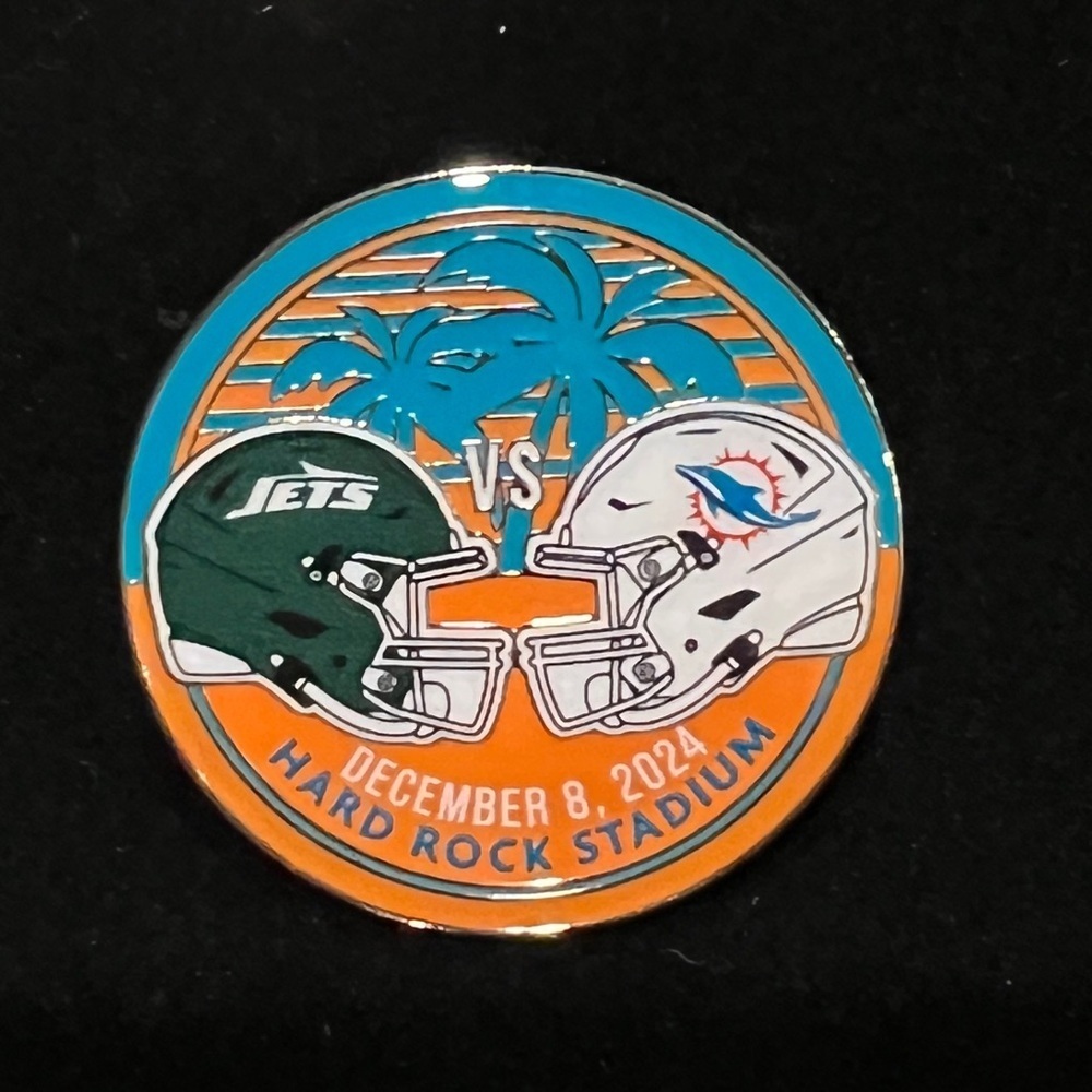 NFL 2024 Miami Dolphins New York Jets GAME DAY PIN 12/8/24 Hard Rock Stadium